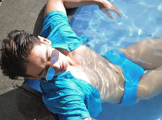 หนุ่มลูกครึ่งสุดแซ่บ Zie Naval