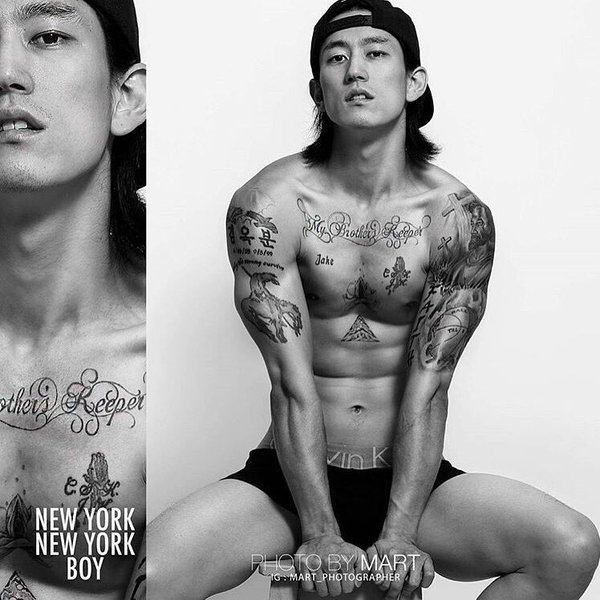 หนุ่มตี๋มาดเซอร์ Jake Choi