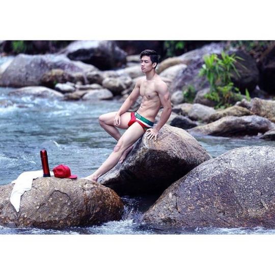 Mister Global Myanmar 2016 Linn Maung