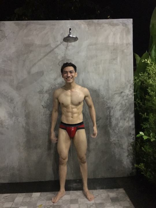 Mister Global Myanmar 2016 Linn Maung