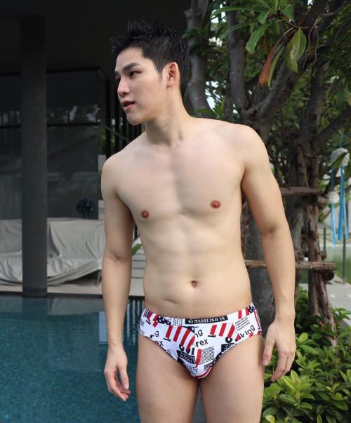 ถอดโชว์เรือนร่าง 1338