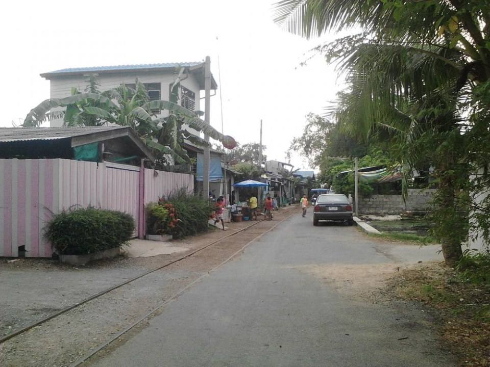 ท่าฉลอม 2