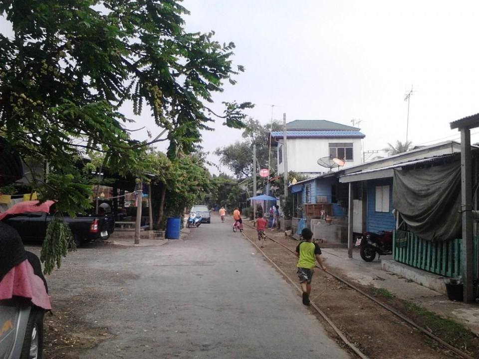 ท่าฉลอม 2