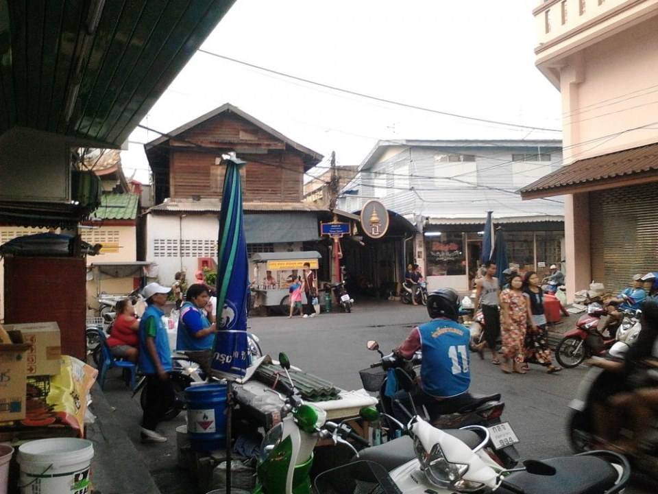 ท่าฉลอม 3
