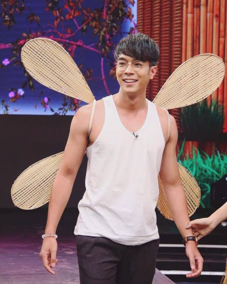ดาราพากิน 3อิ