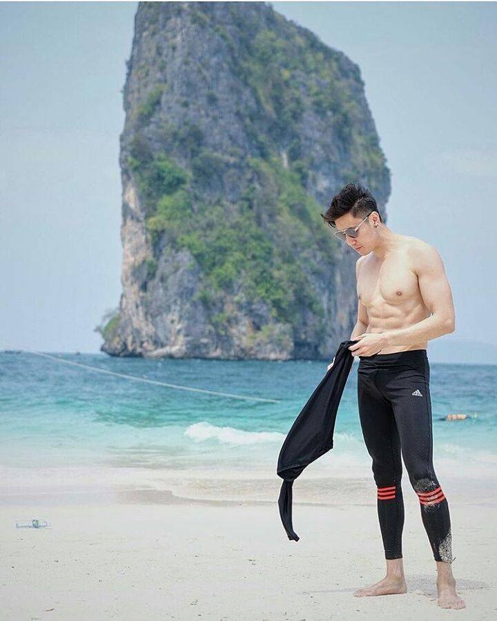 กอดหน่อยจิ