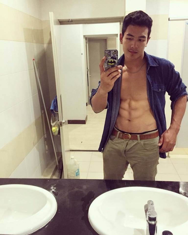 กอดหน่อยจิ