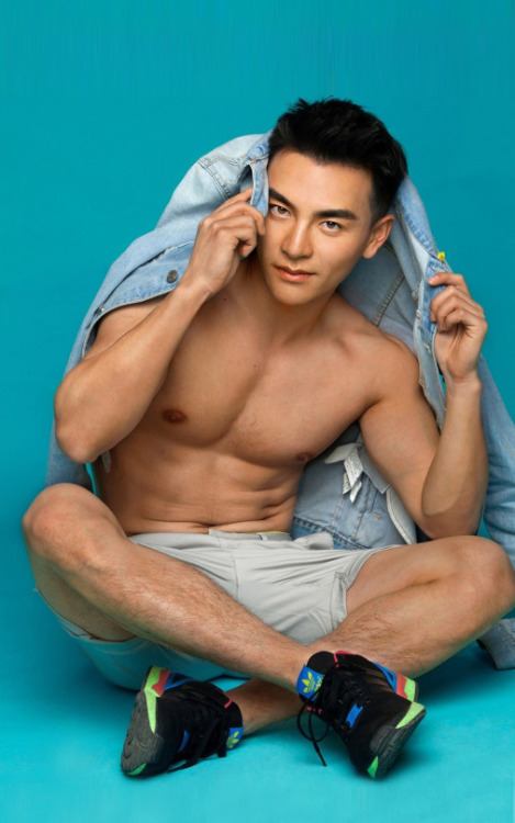 ล่ำกล้ามแน่น