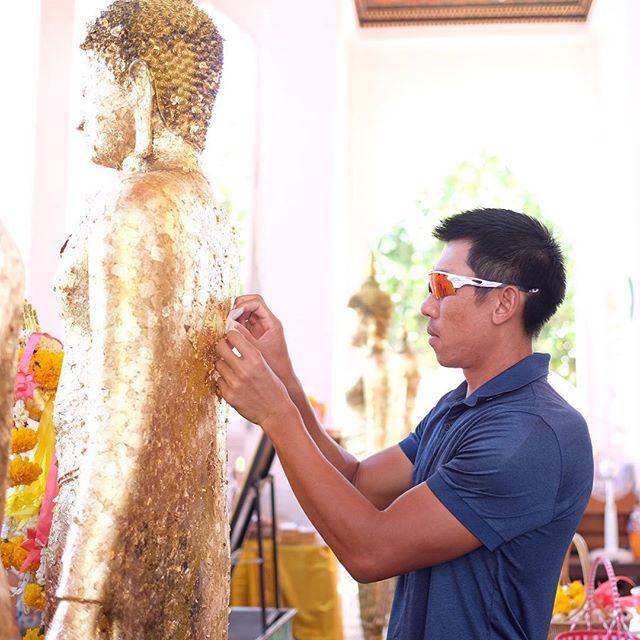 ภราดร ศรีชาพันธุ์ สุดยอดนักเทนนิสของไทย จิตใจดีชอบเข้าวัดทำบุญ