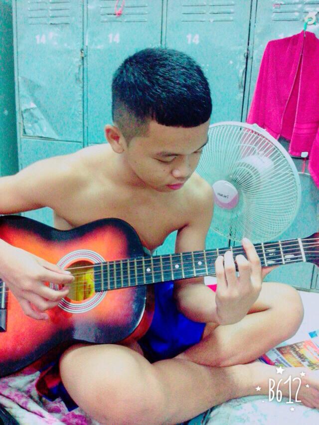 หนุ่มๆ นร.รร.กีฬา # 14