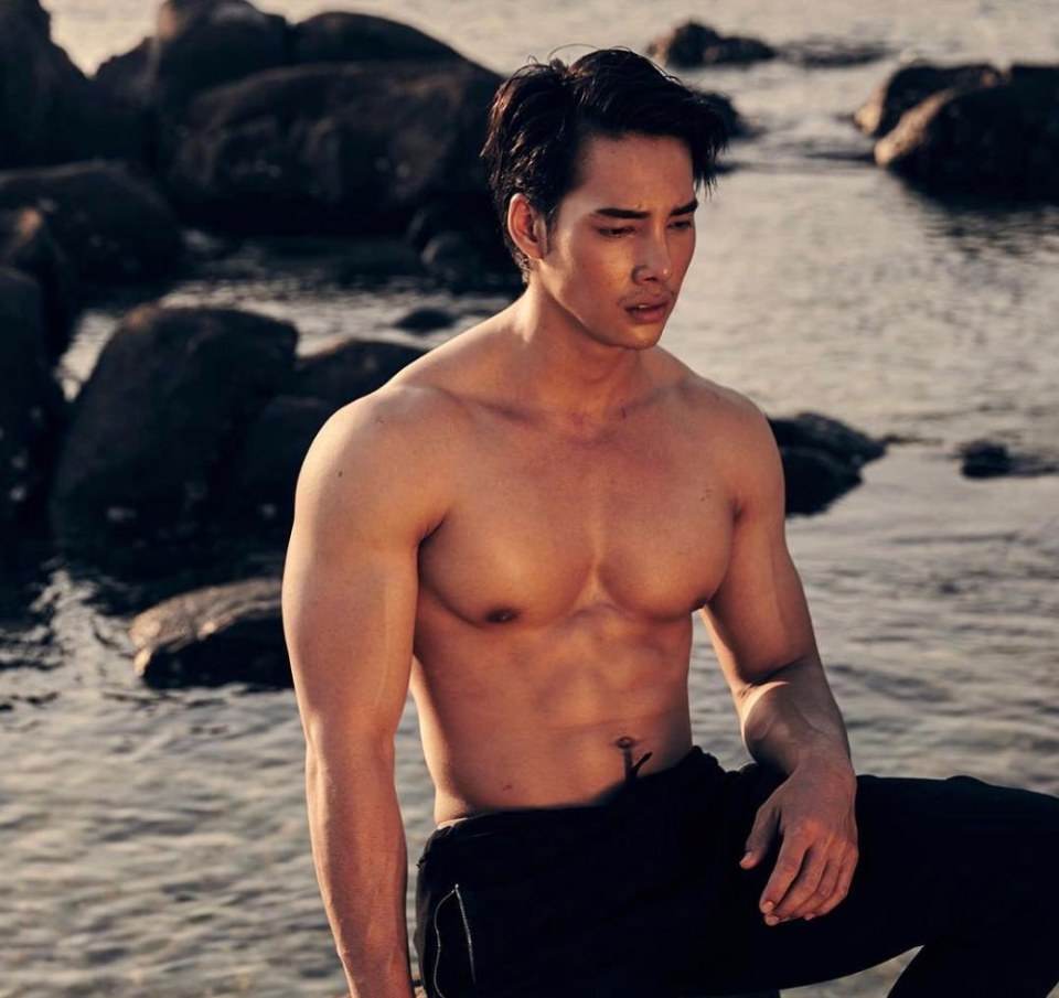 เด่นคุณ""กล้ามน่าจัง