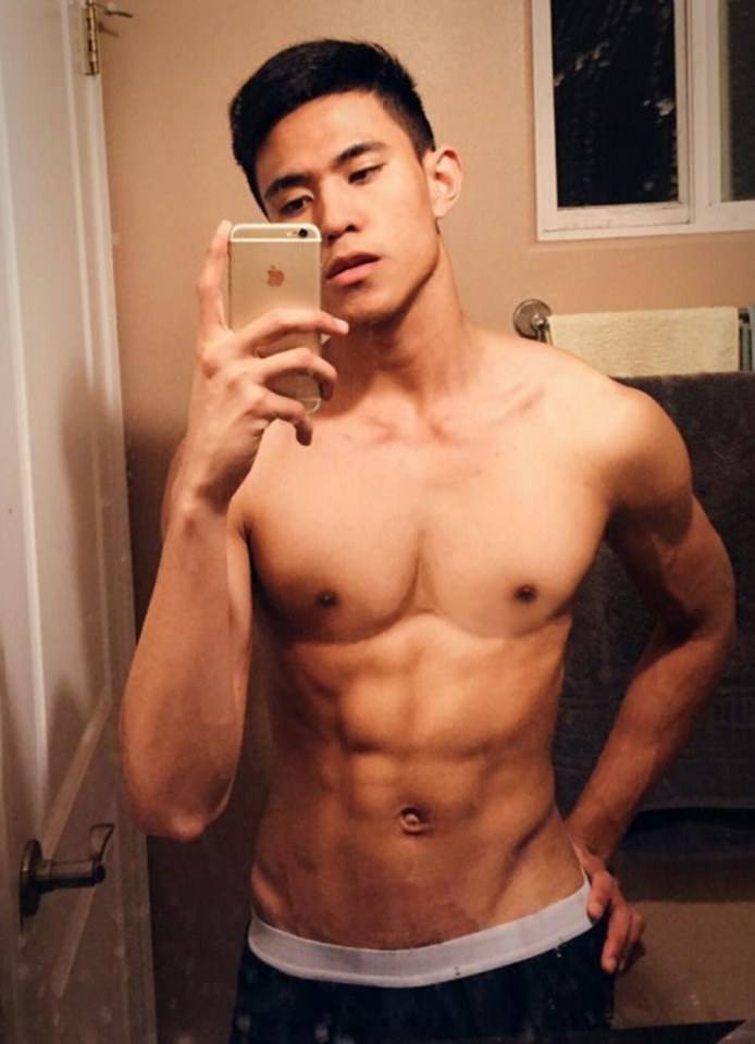 [#iGaysMeg 017] ปลายฉ่ำหนังสือแฉะ (18+)