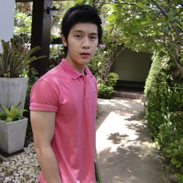 นายกานต์ 1,481