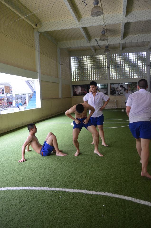 อย่าซนสิคะนักเรียน เดี๋ยวครูทำโทษซะเลยนี่ 1,501