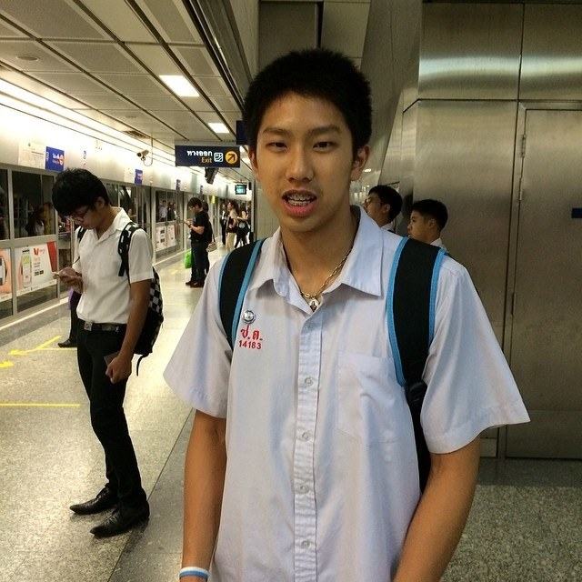 อย่าซนสิคะนักเรียน เดี๋ยวครูทำโทษซะเลยนี่ 1,501