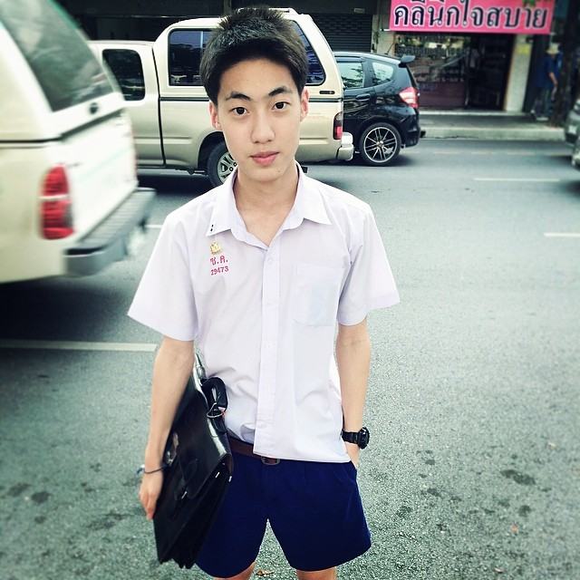 อย่าซนสิคะนักเรียน เดี๋ยวครูทำโทษซะเลยนี่ 1,501