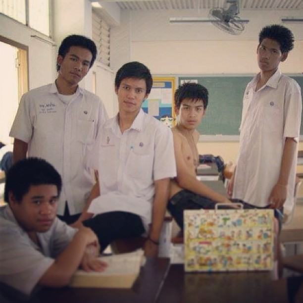 อย่าซนสิคะนักเรียน เดี๋ยวครูทำโทษซะเลยนี่ 1,501