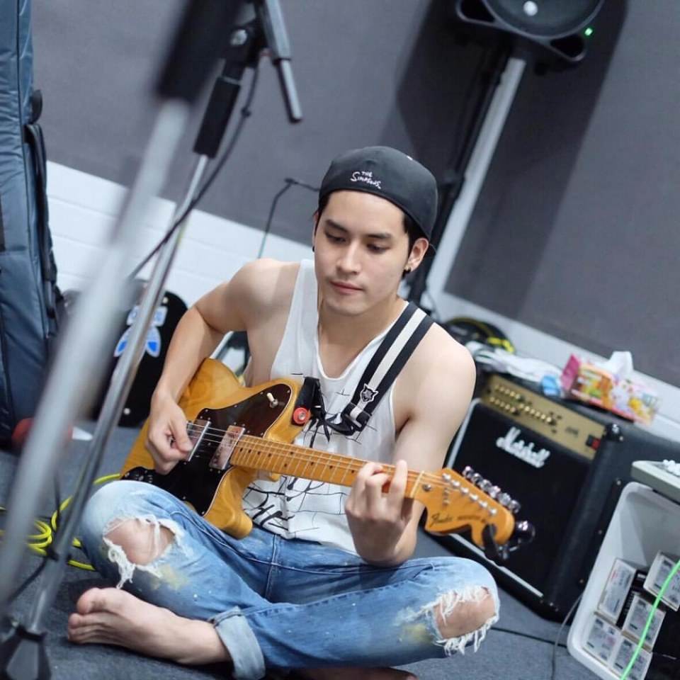 9 จิรายุ โดนใจ