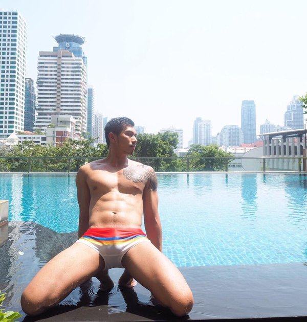 แซ่บดีบ่