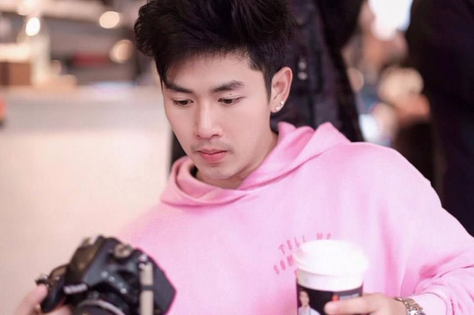 หล่อขอโชว์