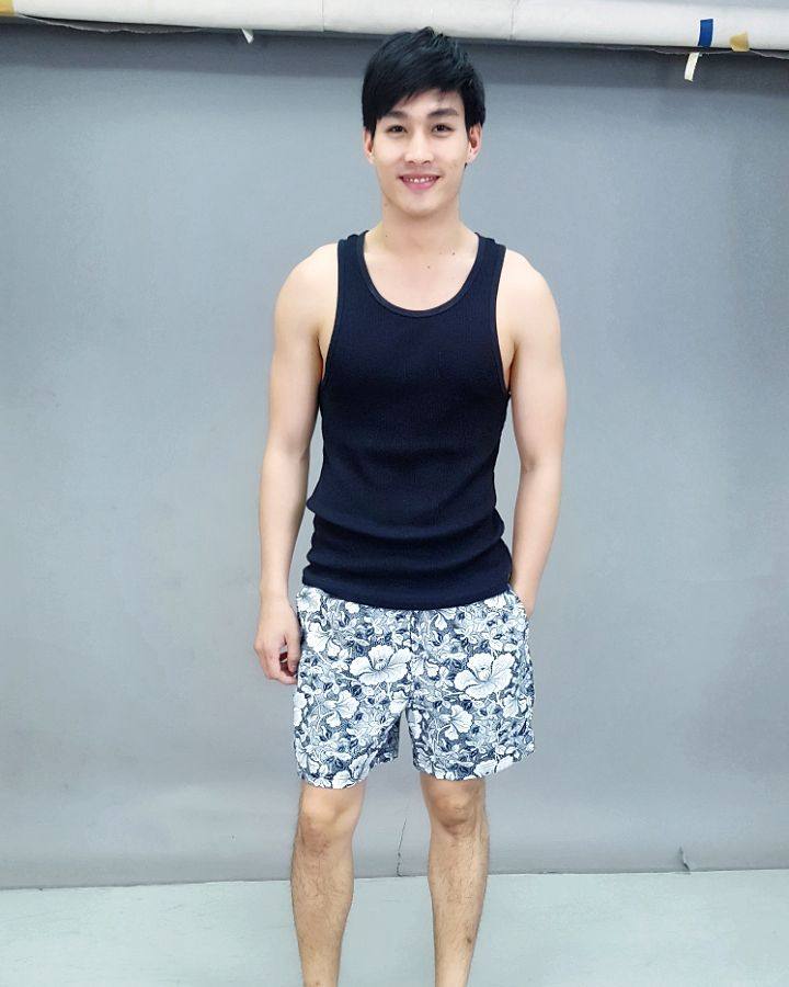 หล่อขอโชว์
