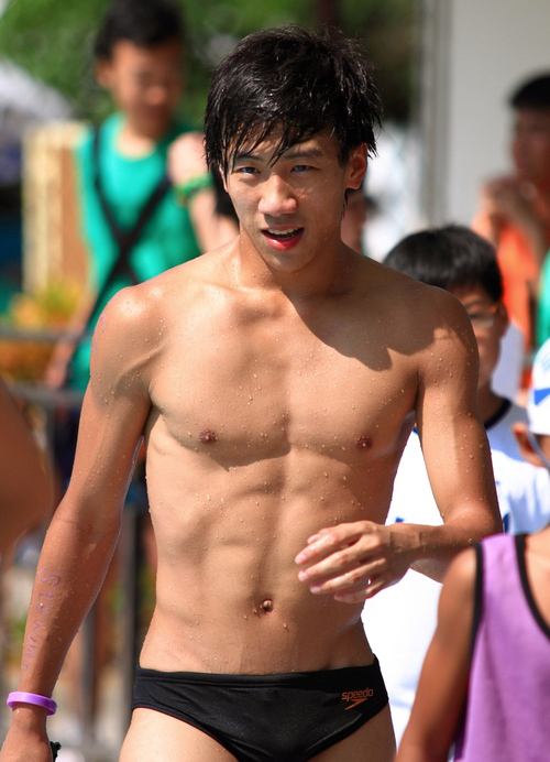 Hot guy in underwear 219