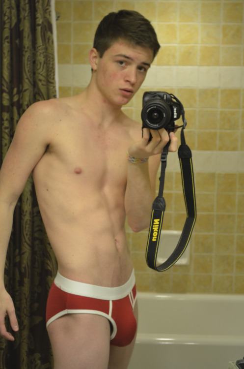 Hot guy in underwear 220