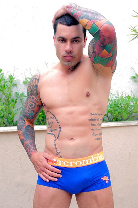 Hot guy in underwear 220
