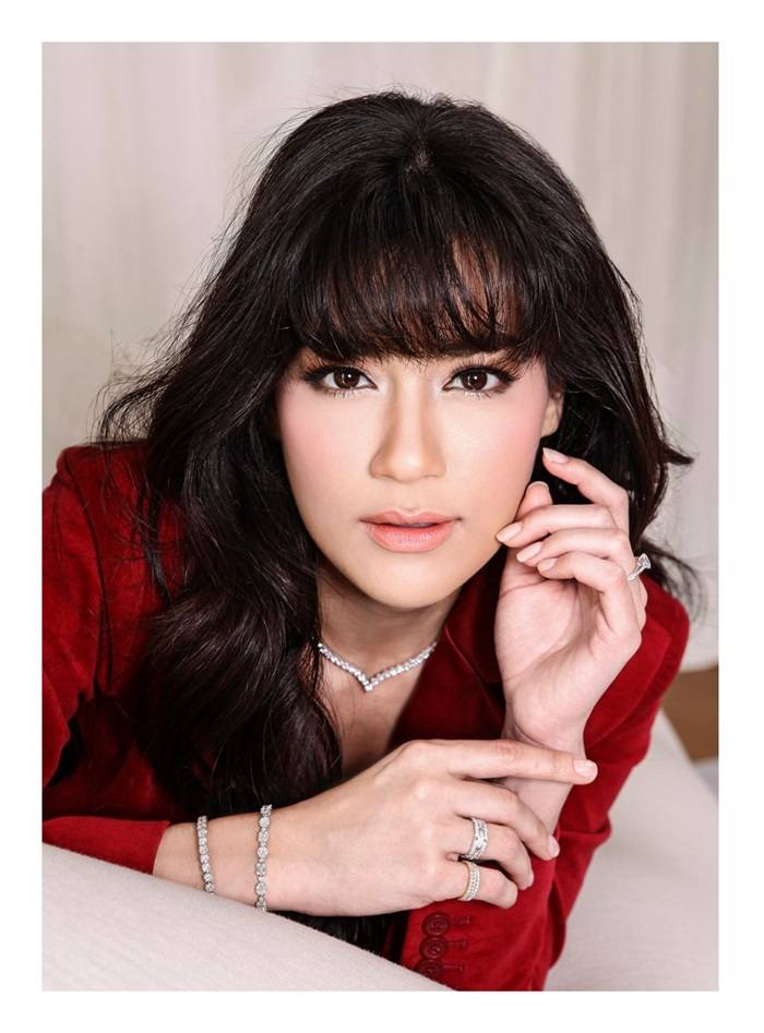 คิมเบอร์ลี่ @ AROUND Magazine issue 81 December 2016