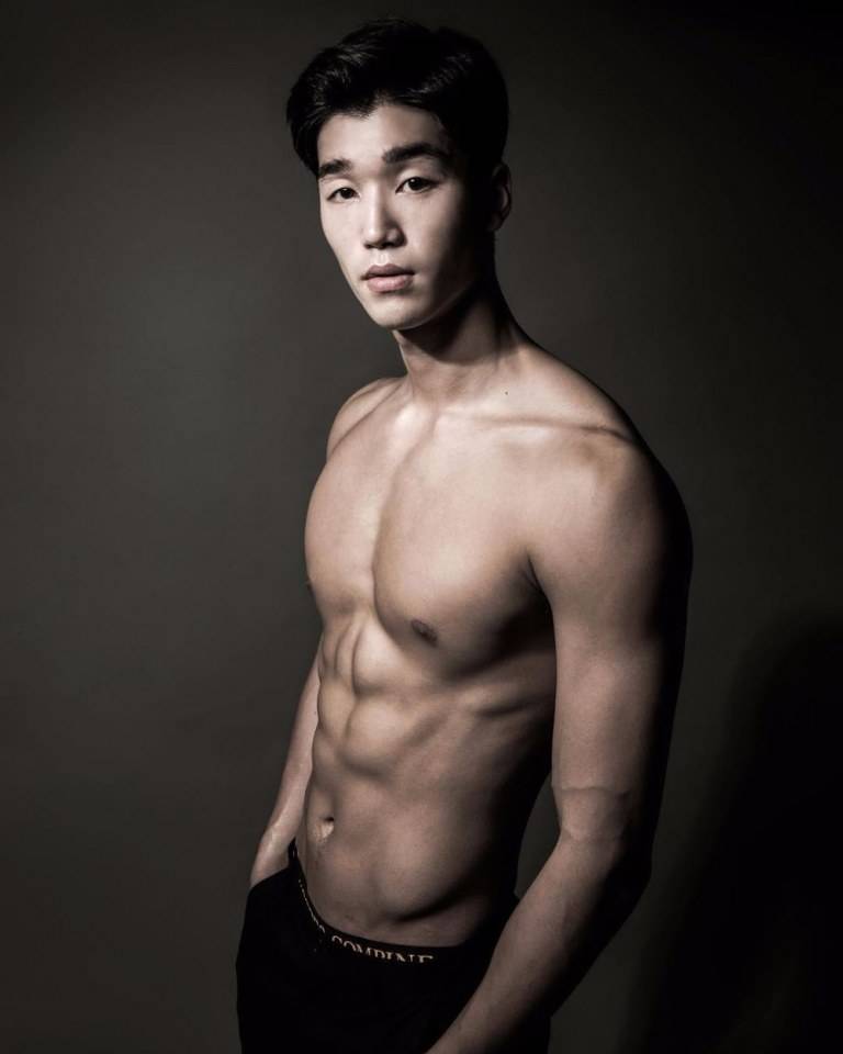 หล่อบ้างน่ารักบ้าง ๒๒