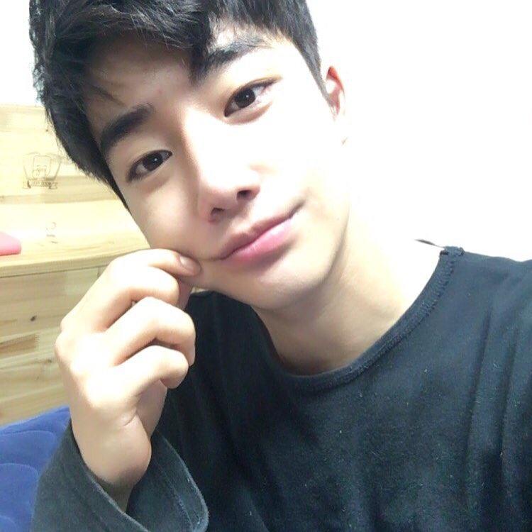 หล่อบ้างน่ารักบ้าง ๒๒