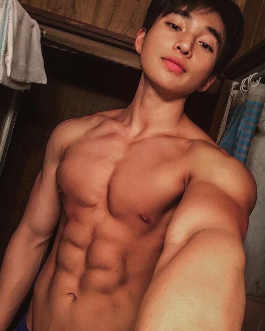 หล่อบ้างน่ารักบ้าง ๒๓