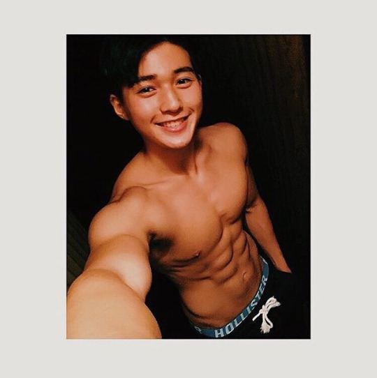 หล่อบ้างน่ารักบ้าง ๒๓