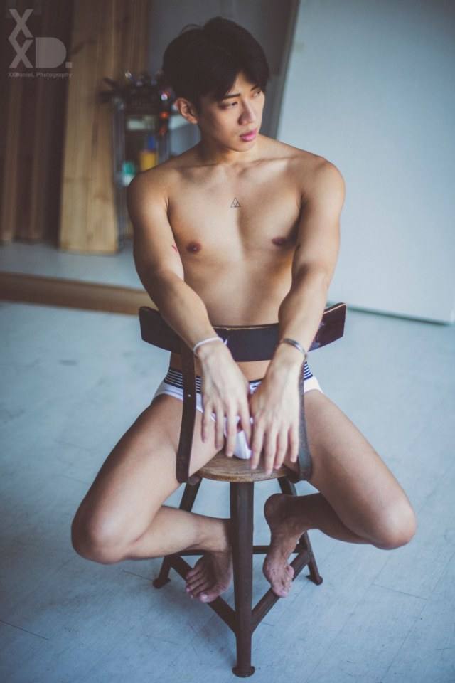 Hot guy in underwear 221