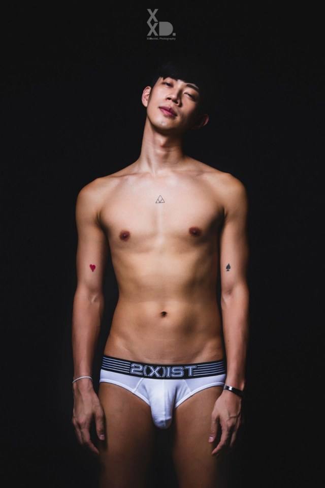 Hot guy in underwear 221