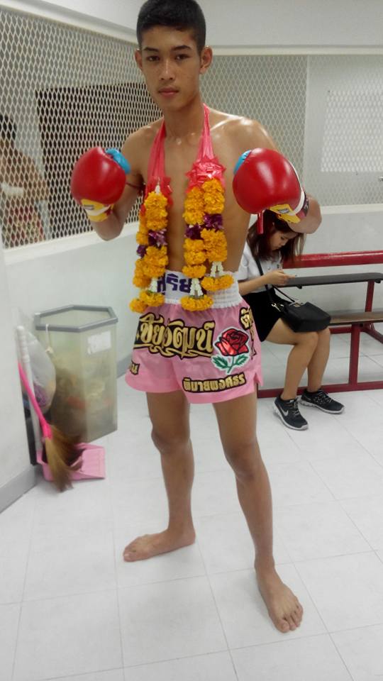 หนุ่มๆ นร.รร.กีฬา # 25