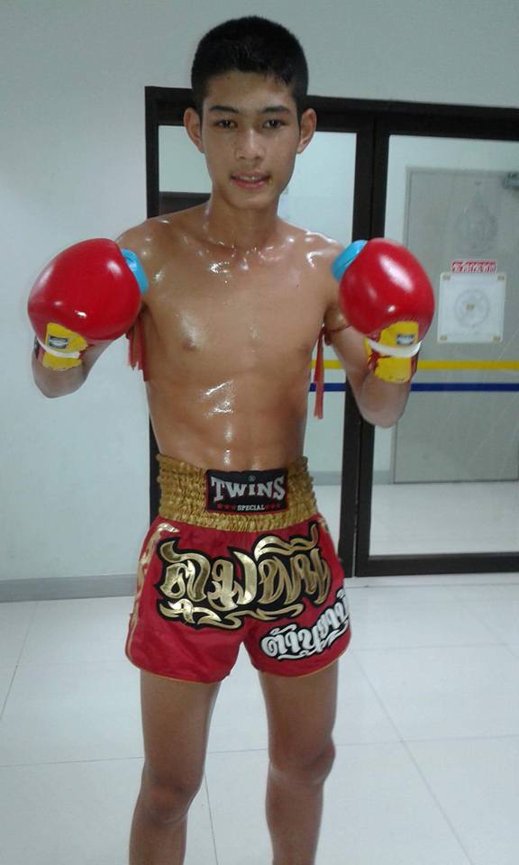 หนุ่มๆ นร.รร.กีฬา # 25
