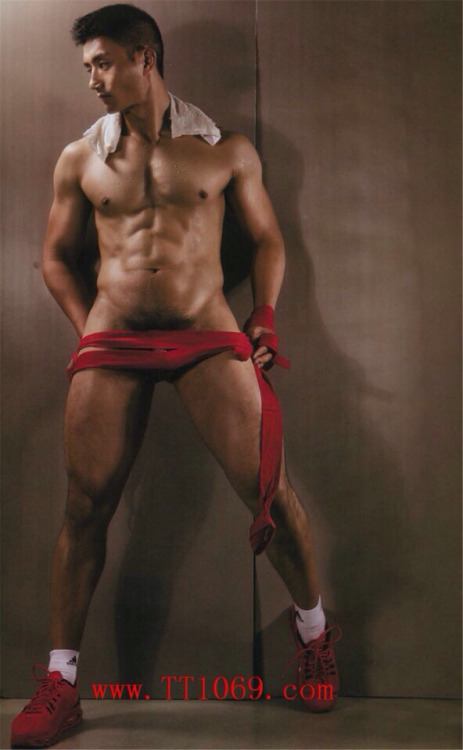 Hot guy in underwear 222