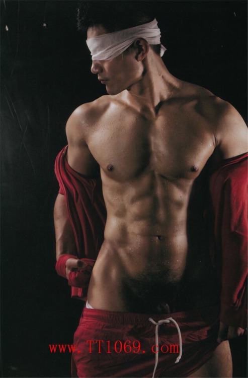 Hot guy in underwear 222
