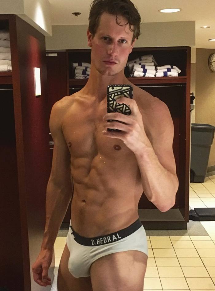 Hot guy in underwear 222