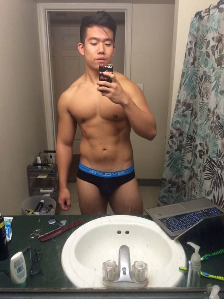 Hot guy in underwear 222