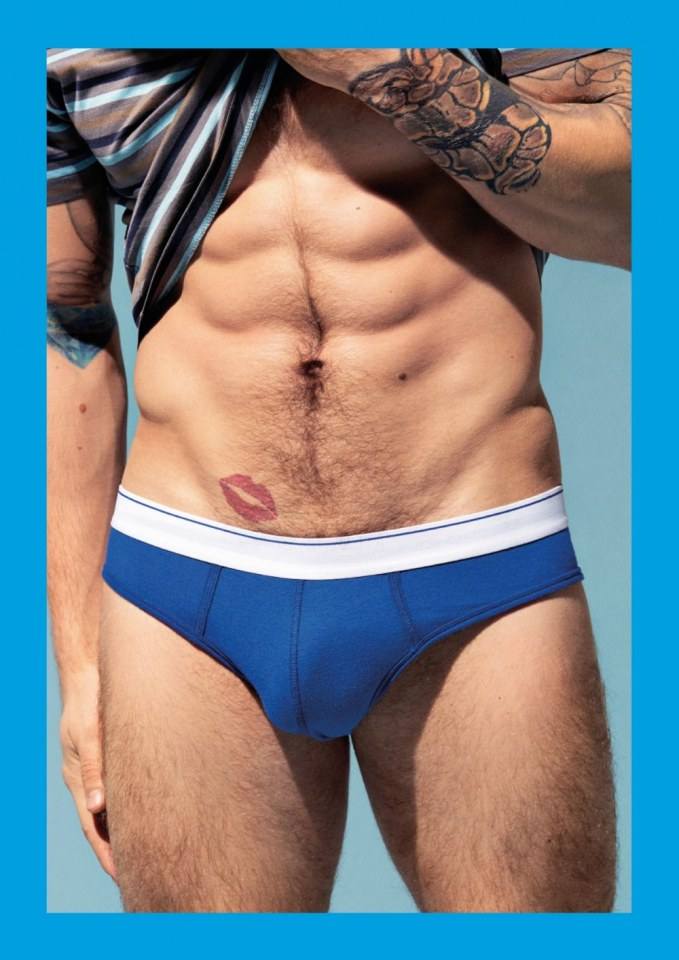 Hot guy in underwear 222