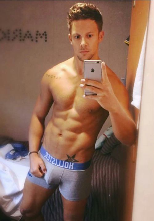 Hot guy in underwear 222