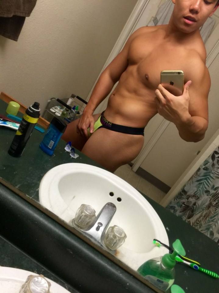 Hot guy in underwear 222