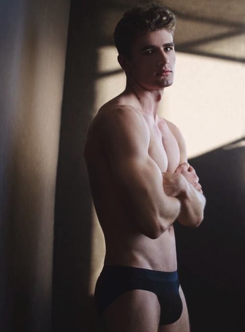 Hot guy in underwear 224