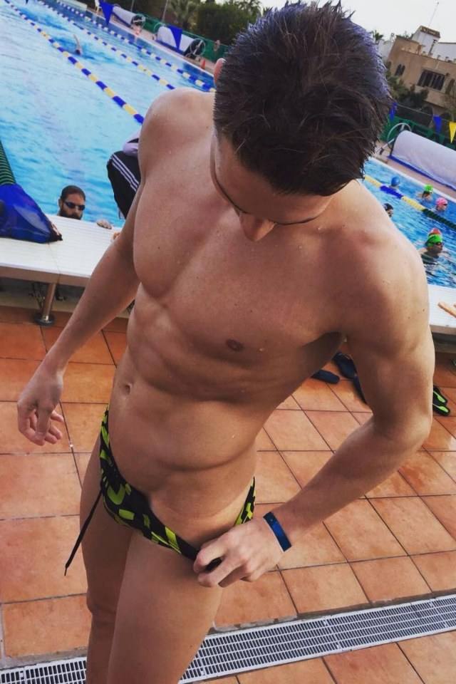 Hot guy in underwear 224
