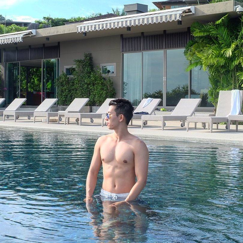 ชายโชว์