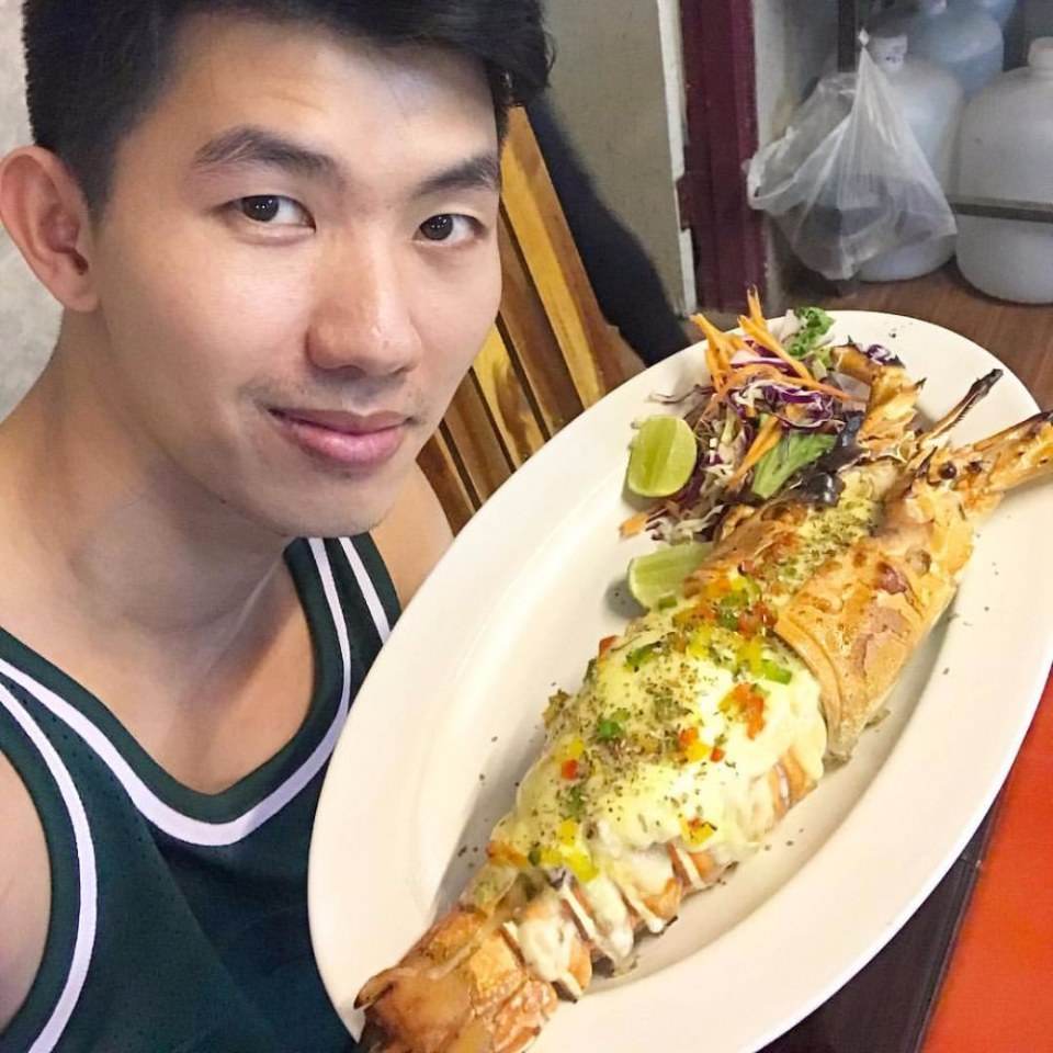 ชายโชว์