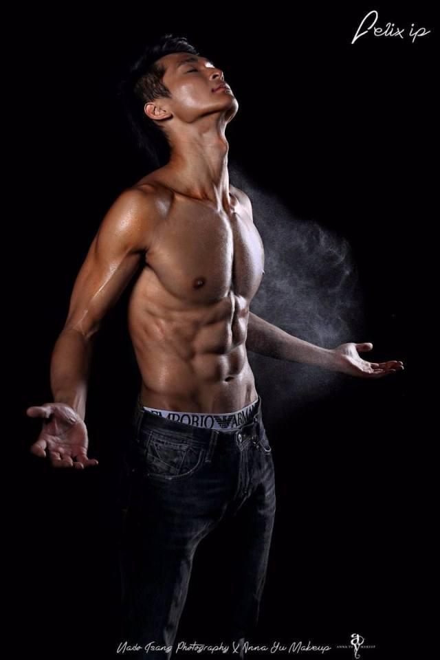 ชายโชว์