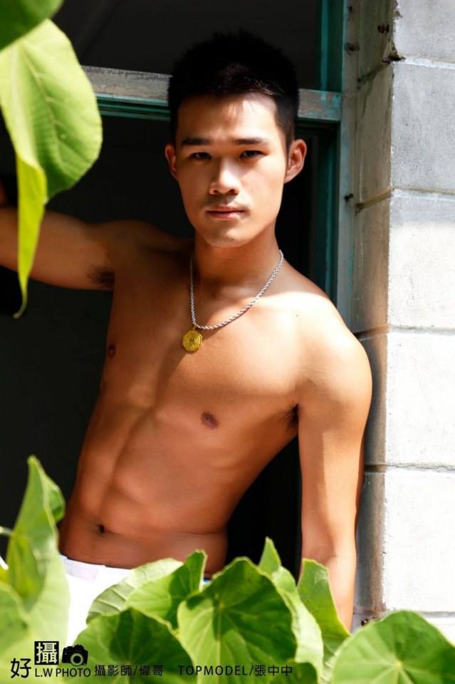 ชายโชว์